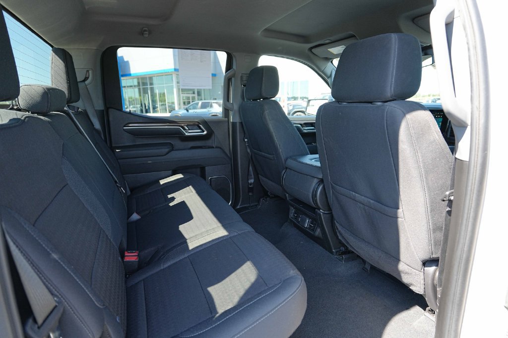 Used 2026 Chevrolet Silverado 1500 RST AWD/4WD image 25