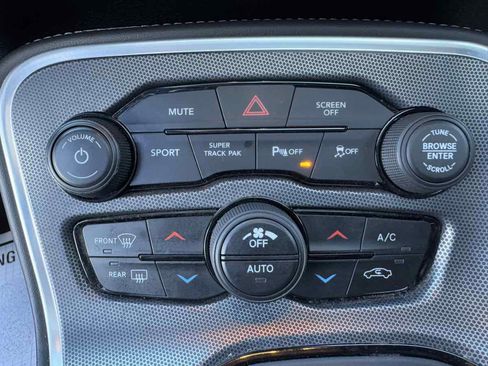 Used 2018 Dodge Challenger T/A image 21