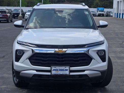 Certified 2025 Chevrolet TrailBlazer LT AWD/4WD image 4