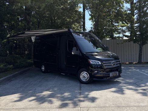 Used 2020 Mercedes-Benz Sprinter 3500 image 7