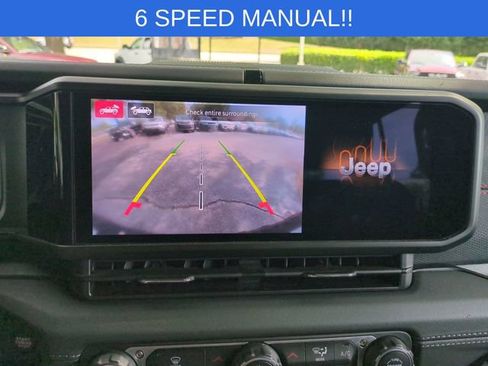 Used 2024 Jeep Wrangler Unlimited Rubicon w/ Technology Group AWD/4WD image 23