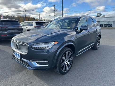 Used 2024 Volvo XC90 T8 Ultimate image 3