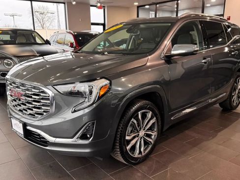 Used 2020 GMC Terrain Denali w/ GMC Pro Grade Package AWD/4WD image 1