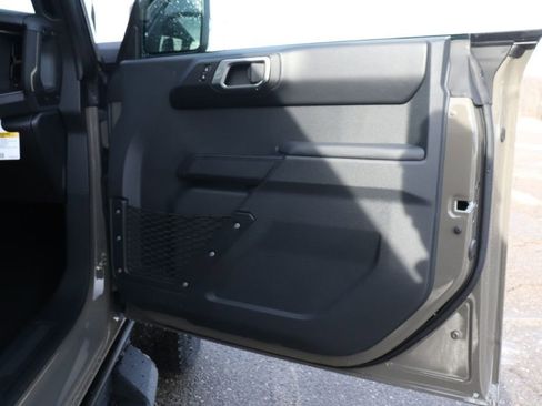 New 2025 Ford Bronco Badlands image 41