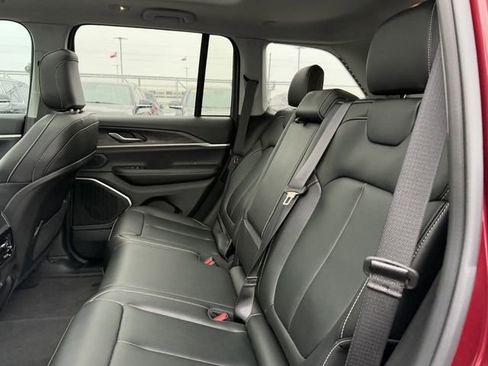 New 2024 Jeep Grand Cherokee Limited 4xe image 17