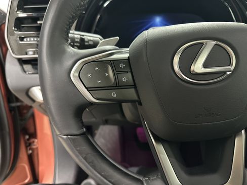 Certified 2025 Lexus RX 350 AWD image 19