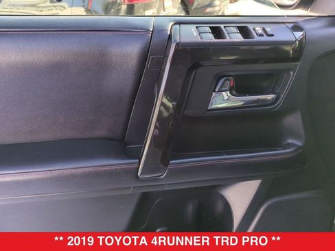 Used 2019 Toyota 4Runner TRD Off-Road Premium image 8