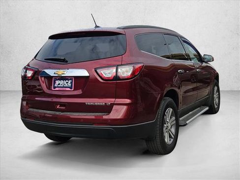 Used 2015 Chevrolet Traverse LT image 5