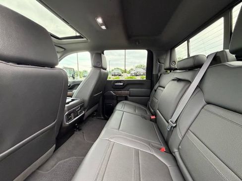 Used 2021 GMC Sierra 3500 Denali w/ Denali Ultimate Package AWD/4WD image 31