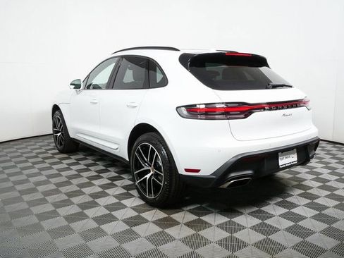 New 2026 Porsche Macan image 3