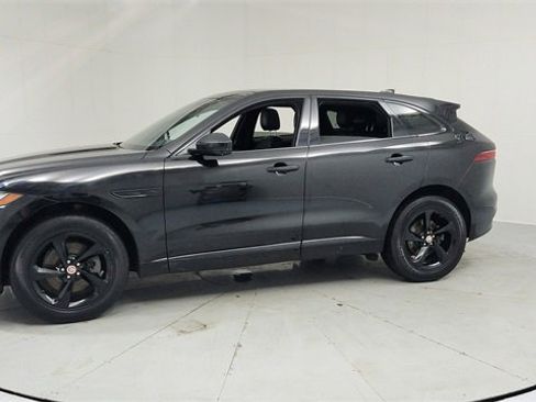 Used 2021 Jaguar F-PACE S image 2