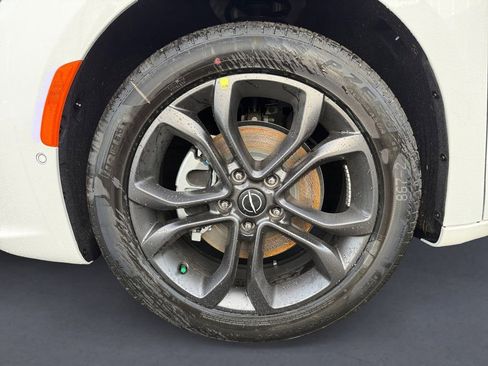 New 2026 Chrysler Pacifica Select FWD image 9