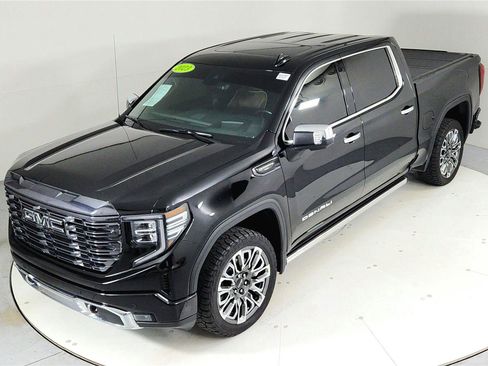 Used 2023 GMC Sierra 1500 Denali Ultimate AWD/4WD image 15