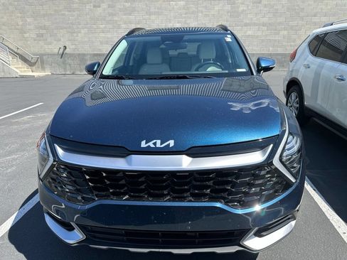 Used 2025 Kia Sportage EX w/ EX Premium Package AWD/4WD image 2