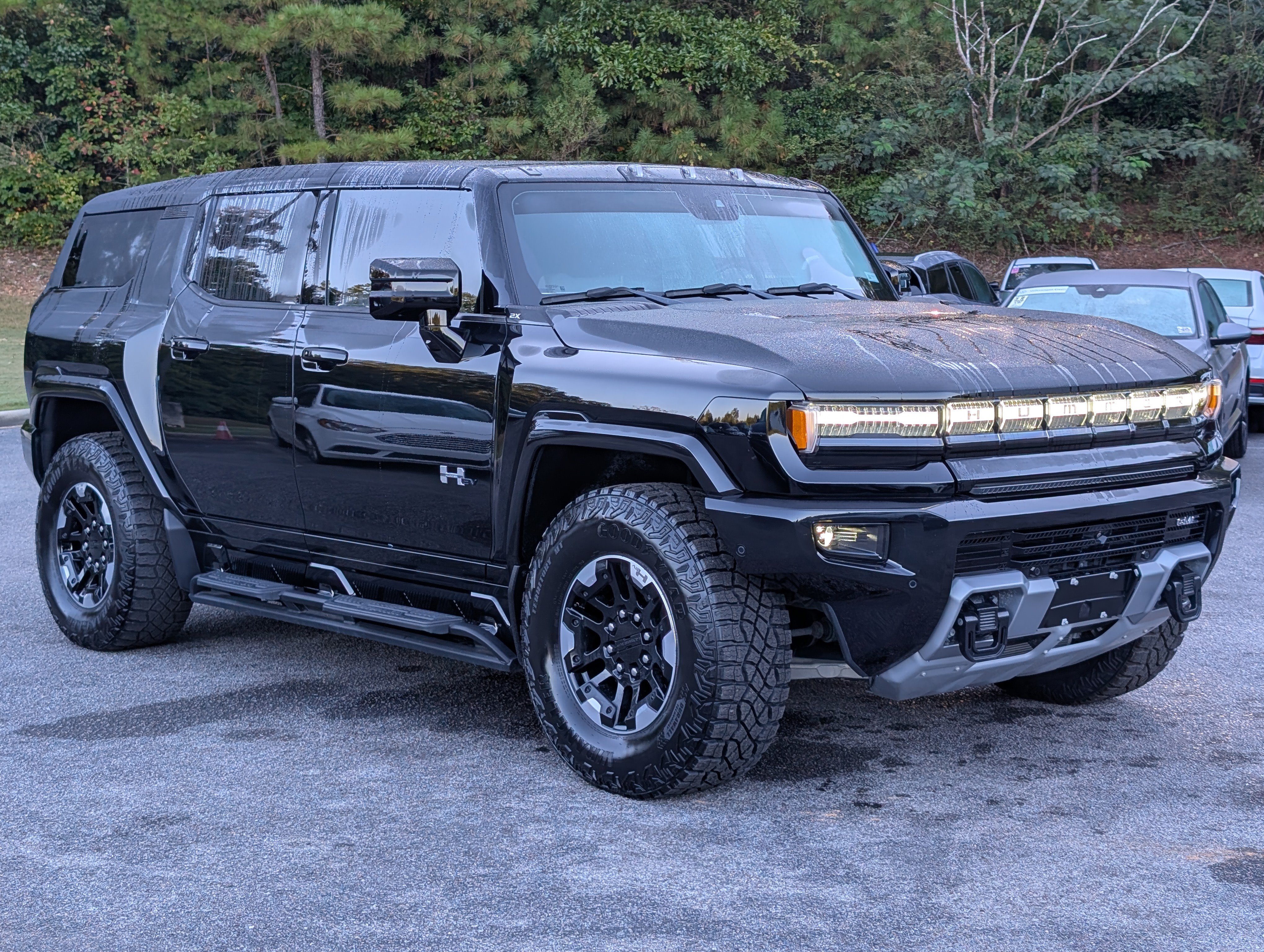 Used 2024 GMC Hummer EV 2X w/ Extreme Off-Road Package AWD/4WD image 11