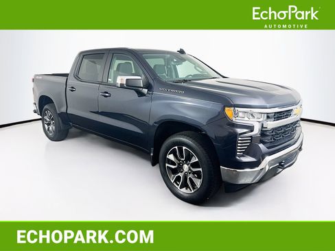 Used 2022 Chevrolet Silverado 1500 LT image 1