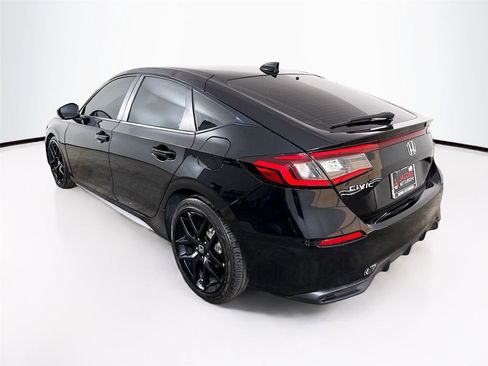 Used 2024 Honda Civic Sport image 5