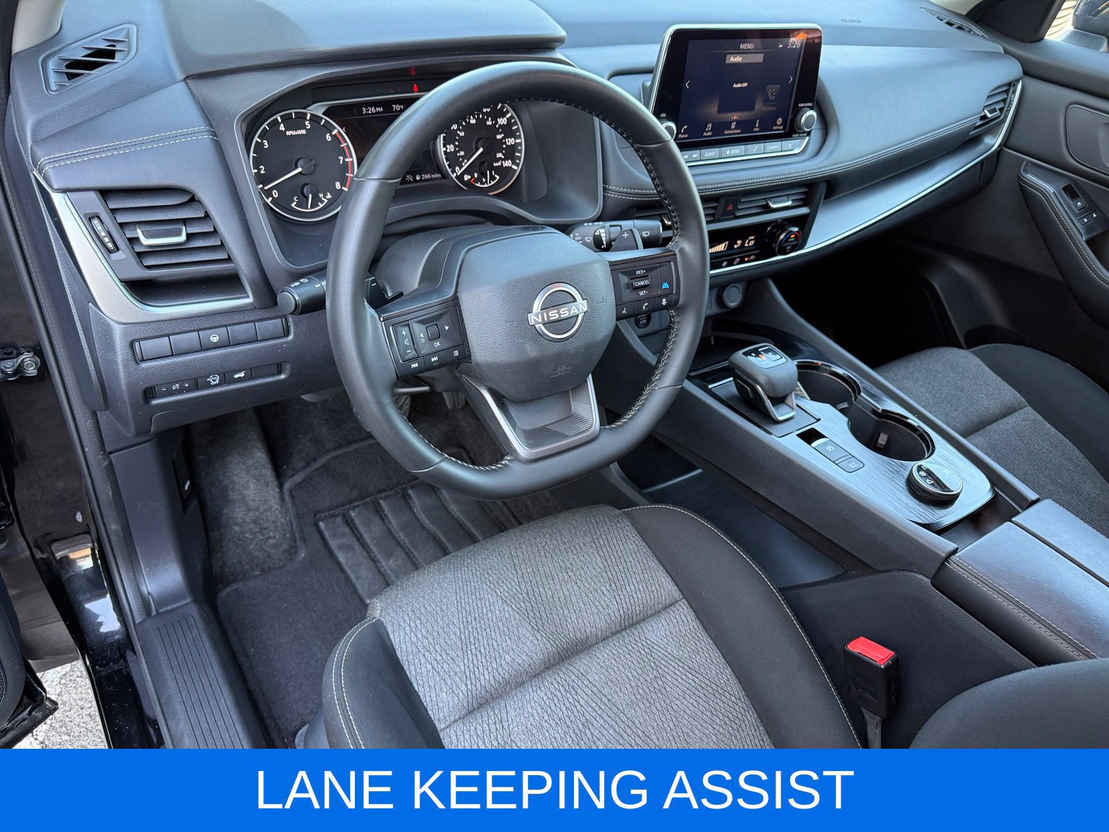 Used 2025 Nissan Rogue SV AWD/4WD image 16