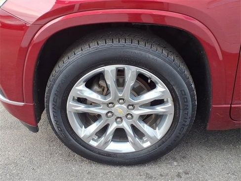 Certified 2020 Chevrolet Traverse High Country w/ LPO, Floor Liner Package image 8