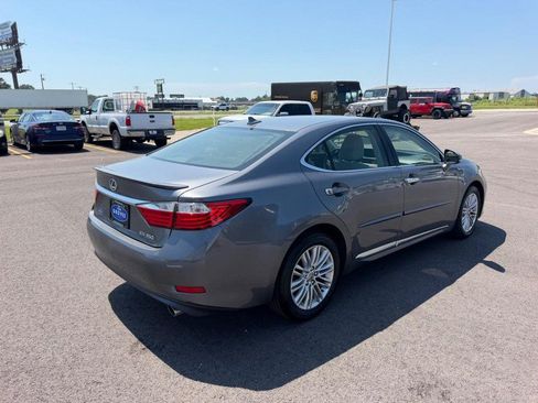 Used 2013 Lexus ES 350 w/ Luxury Pkg FWD image 5
