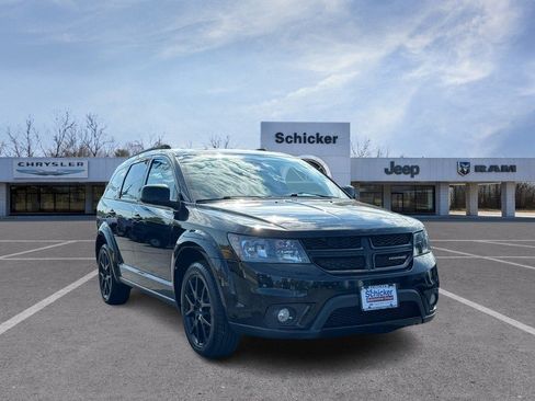 Used 2019 Dodge Journey GT w/ Blacktop Package AWD/4WD image 1