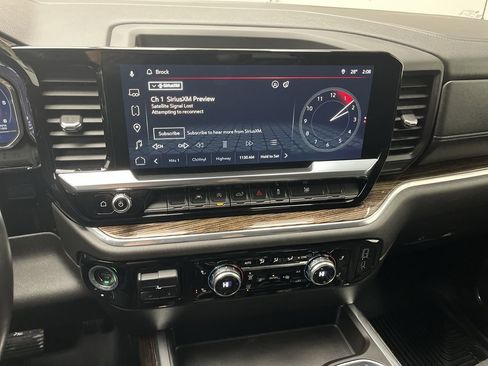 Certified 2023 GMC Sierra 1500 Elevation image 18