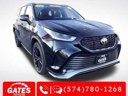 Used 2024 Toyota Highlander XSE