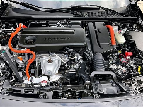 Used 2025 Honda Civic Sport Touring image 32