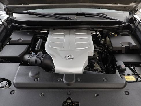 Used 2022 Lexus GX 460 Premium w/ Accessory Package image 26