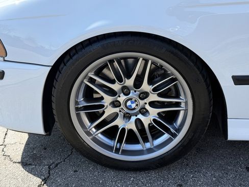 Used 2003 BMW M5 RWD image 55