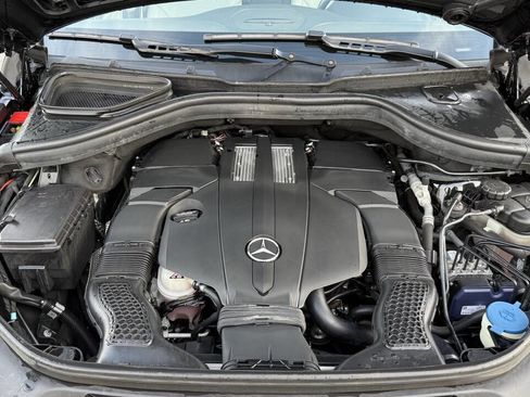 Used 2016 Mercedes-Benz GL 450 GL 450 4MATIC AWD 4dr SUV w/ Premium I Package image 10