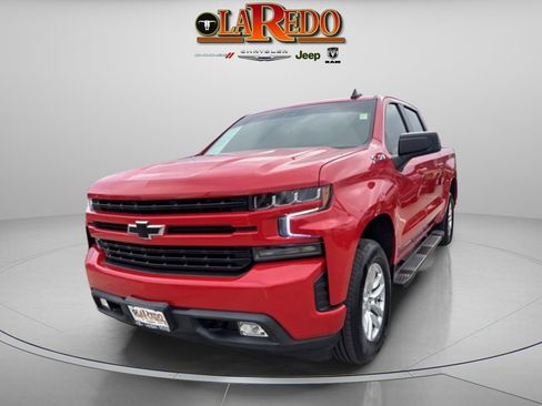 Used 2021 Chevrolet Silverado 1500 RST image 3