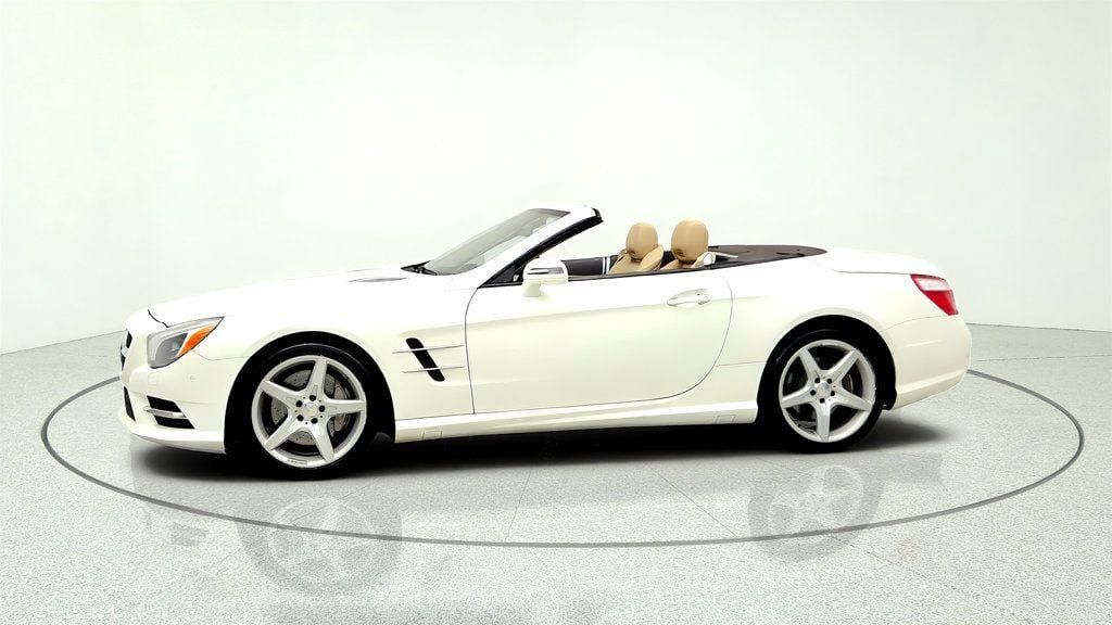 Used 2015 Mercedes-Benz SL 400 image 8