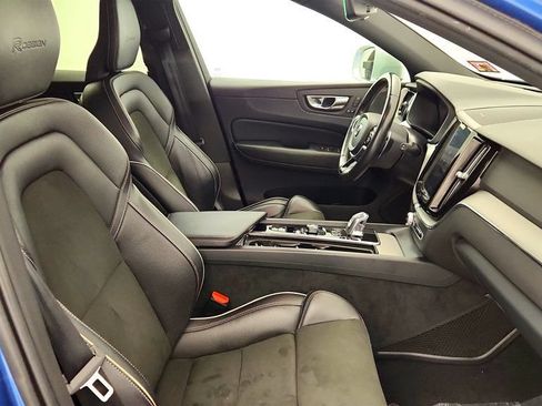 Used 2019 Volvo XC60 T8 R-Design w/ Advanced Package AWD/4WD image 25
