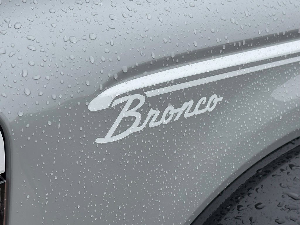 New 2026 Ford Bronco Heritage Edition AWD/4WD image 31
