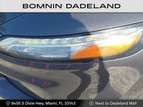 Used 2016 Jeep Cherokee Latitude image 12