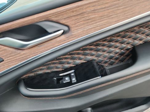 Used 2021 Jeep Grand Cherokee L Summit w/ Advanced Protech Group IV image 18