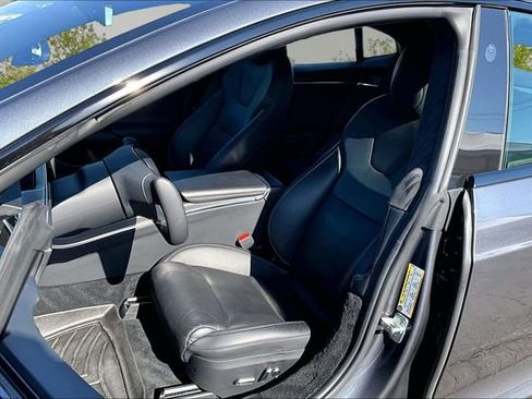 Used 2021 Tesla Model S Plaid image 24