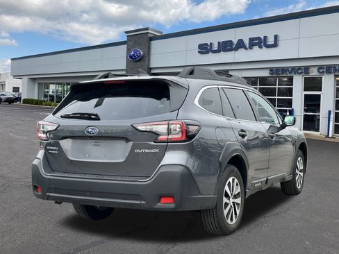 Certified 2025 Subaru Outback Premium image 7