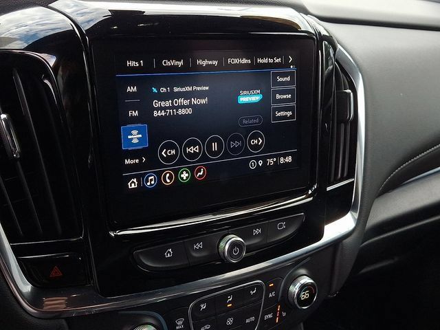 Used 2023 Chevrolet Traverse LT AWD/4WD image 28