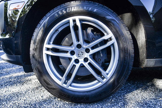 Used 2021 Porsche Macan AWD/4WD image 69
