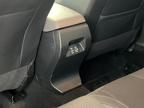 Certified 2024 Subaru Crosstrek 2.0i Premium AWD/4WD image 39