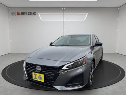 Used 2023 Nissan Altima 2.5 SR
