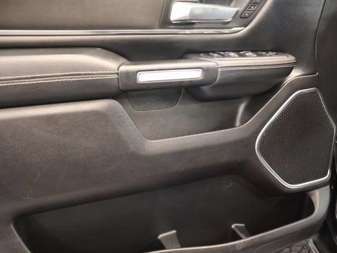 Used 2021 RAM 1500 Laramie AWD/4WD image 10