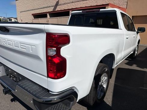 Used 2022 Chevrolet Silverado 1500 LT w/ Safety Package RWD image 5