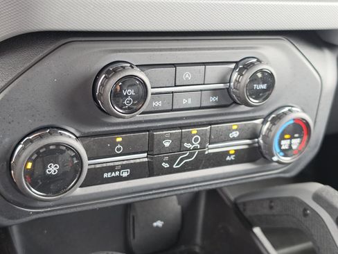 Used 2024 Ford Bronco Big Bend AWD/4WD image 29