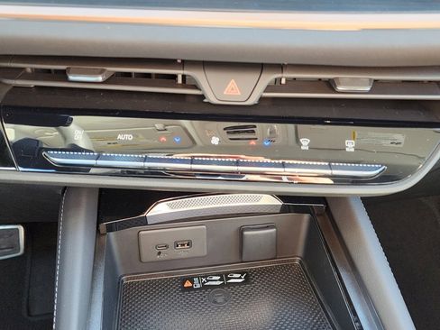 New 2026 Buick Envision Sport Touring image 31