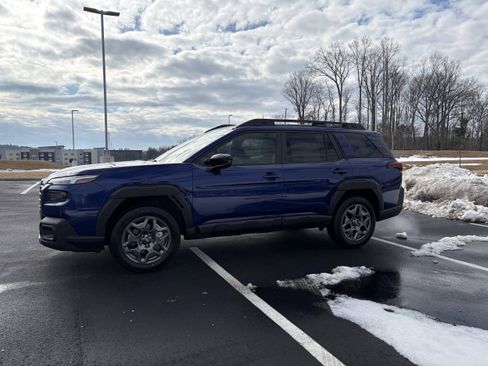 New 2026 Subaru Outback Premium image 4