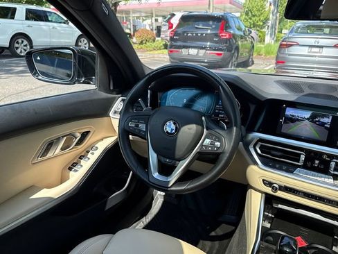 Used 2022 BMW 330i xDrive Sedan w/ Premium Package 2 AWD/4WD image 26