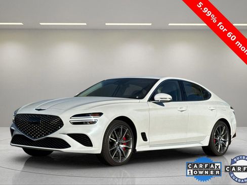 Used 2025 Genesis G70 2.5T image 7